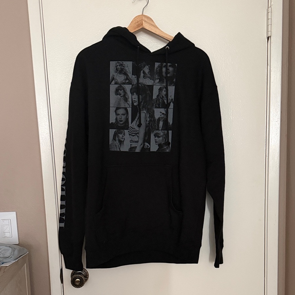 Black TAYLOR SWIFT ERAS TOUR Hooded Sweatshirt with Photo Collage Print